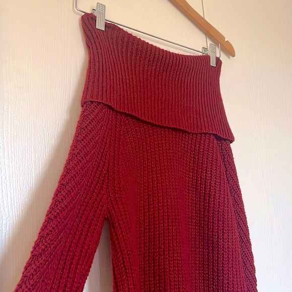 Target Turtleneck Sweater - Picture 3 of 6